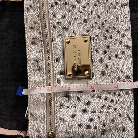 Michael Kors, bag, wallet - Picture 6 of 10